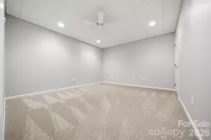 3704 8th St Pl NW, Hickory, NC 28601 - Photo 32