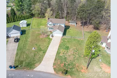 4503 Briarcreek Road, Maiden, NC 28650 - Photo 2
