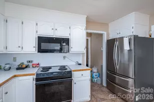 4503 Briar Creek Rd, Maiden, NC 28650 - Photo 16