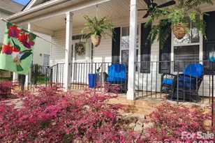 15404 Crossing Gate Dr, Cornelius, NC 28031 - Photo 1