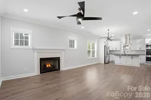 302 Lima Ave, Charlotte, NC 28208 - Photo 4