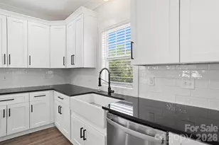 302 Lima Ave, Charlotte, NC 28208 - Photo 12