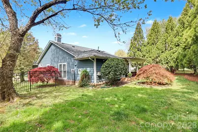 804 Mill Run Drive, Charlotte, NC 28209 - Photo 6