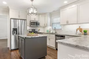 6706 Brynwood Dr, Charlotte, NC 28220 - Photo 10