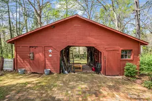 527 N Main St, Rutherfordton, NC 28139 - Photo 44