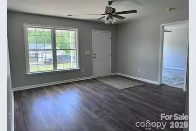 1201 Elizabeth Street W, Pageland, SC 29728 - Photo 2