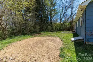 380 Woodland Church Rd, Clyde, NC 28721 - Photo 20