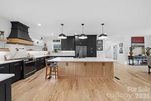 157 Franklin Ln, Taylorsville, NC 28681 - Photo 2