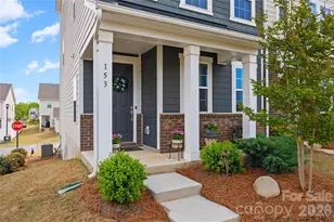 153 Morning Gap Pkwy, Fort Mill, SC 29715 - Photo 2