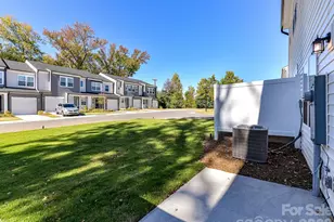 3041 Hutton Gdns Ln, Charlotte, NC 28269 - Photo 24