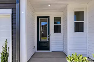 3041 Hutton Gdns Ln, Charlotte, NC 28269 - Photo 2