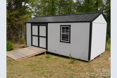 244 Holly Street, Hudson, NC 28638 - Photo 32