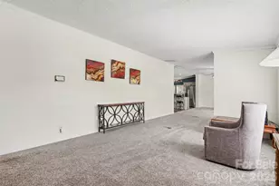 2171 Brantley Creek Dr, Kannapolis, NC 28083 - Photo 4