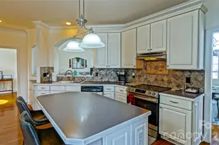 187 Fox Den Cir, Statesville, NC 28677 - Photo 8