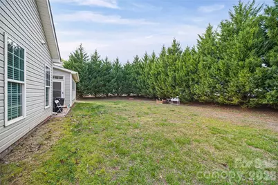 2001 Lake Vista Drive, Mount Holly, NC 28120 - Photo 20