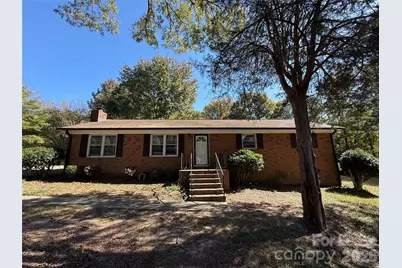 201 Allison Drive, Matthews, NC 28104 - Photo 2