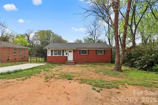 1019 Lewiston Ave, Charlotte, NC 28208 - Photo 1