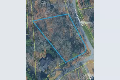 360 Gleneagles Road W, Statesville, NC 28625 - Photo 1