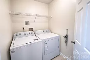 10034 Pergola View Ct, Charlotte, NC 28213 - Photo 12