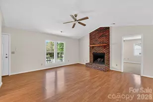 100 Steuben Dr, Huntersville, NC 28078 - Photo 2