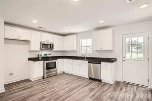 662 W Cemetary St, Salisbury, NC 28144 - Photo 4