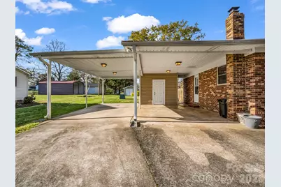 913 Webb Road, Ellenboro, NC 28040 - Photo 32