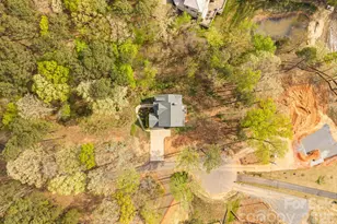 13701 Petworth Ct, Charlotte, NC 28278 - Photo 44