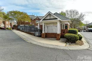 4916 S Hill View Dr, Charlotte, NC 28210 - Photo 20