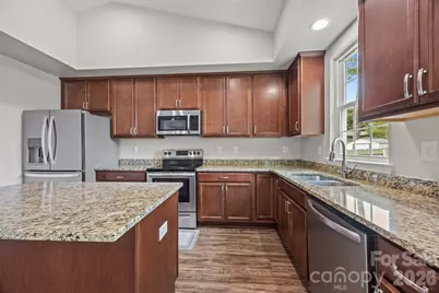 3029 Fallswood Drive, Gastonia, NC 28052 - Photo 10