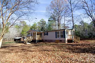 1415 Smith Woods Ln, Hickory Grove, SC 29717 - Photo 2