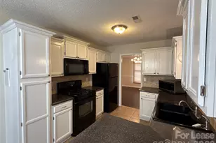 7809 Glencannon Dr, Charlotte, NC 28227 - Photo 8