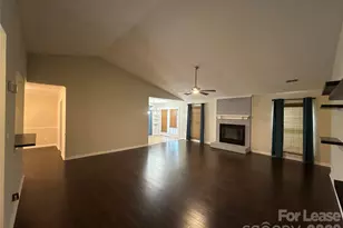 7809 Glencannon Dr, Charlotte, NC 28227 - Photo 2