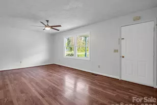 347 Crestview St, Rutherfordton, NC 28139 - Photo 12