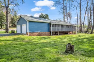 347 Crestview St, Rutherfordton, NC 28139 - Photo 8