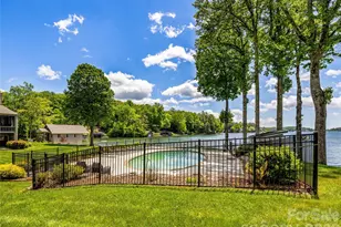 24 E Toxaway Shores Rd, Lake Toxaway, NC 28747 - Photo 30