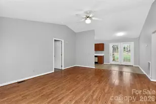 174 Overcreek Rd, Mooresville, NC 28117 - Photo 4