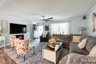 324 Picketts Cir, Indian Trail, NC 28079 - Photo 2