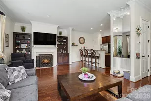 6705 Louisburg Square Ln, Charlotte, NC 28210 - Photo 8