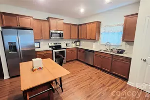 343 Ox Bow Cir, Mount Holly, NC 28120 - Photo 12