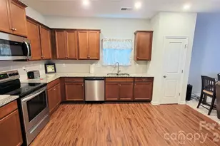 343 Ox Bow Cir, Mount Holly, NC 28120 - Photo 8