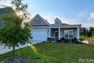 343 Ox Bow Cir, Mount Holly, NC 28120 - Photo 16