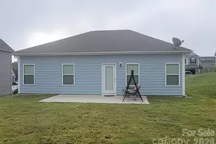 343 Ox Bow Cir, Mount Holly, NC 28120 - Photo 2