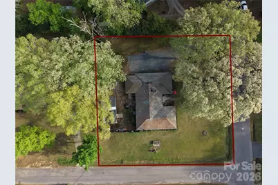 303 Breslin Street, Wadesboro, NC 28170 - Photo 2