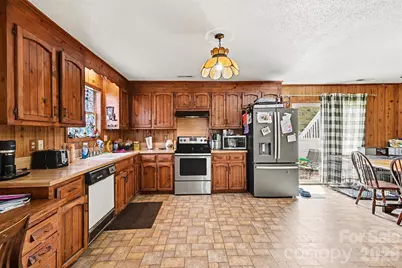 208 McGregor Road, Gastonia, NC 28056 - Photo 8