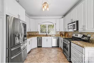 18724 Nautical Drive, Cornelius, NC 28031 - Photo 6