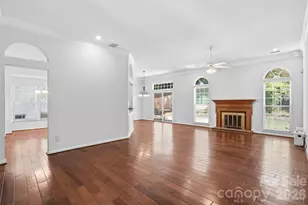5519 Haybridge Rd, Charlotte, NC 28269 - Photo 2