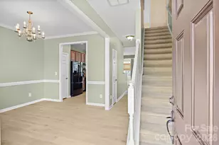 9548 Birkwood Ct, Charlotte, NC 28278 - Photo 2