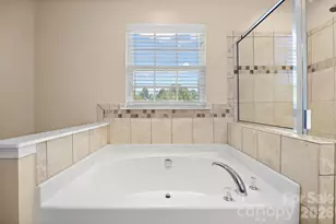 9548 Birkwood Ct, Charlotte, NC 28278 - Photo 14