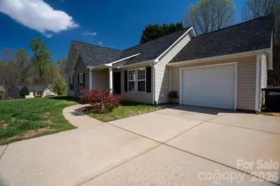 122 Addison Place, Troutman, NC 28166 - Photo 2