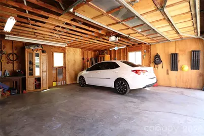 3931 Irvington Drive, Charlotte, NC 28205 - Photo 30